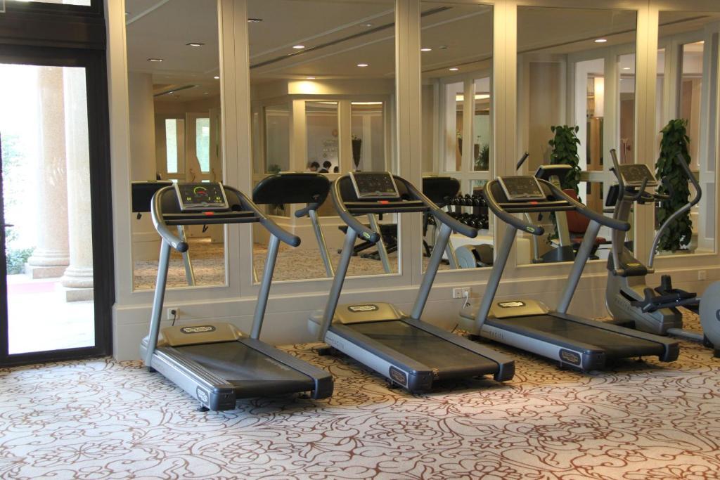 Landison Green Town Hotel Xinchang Экстерьер фото